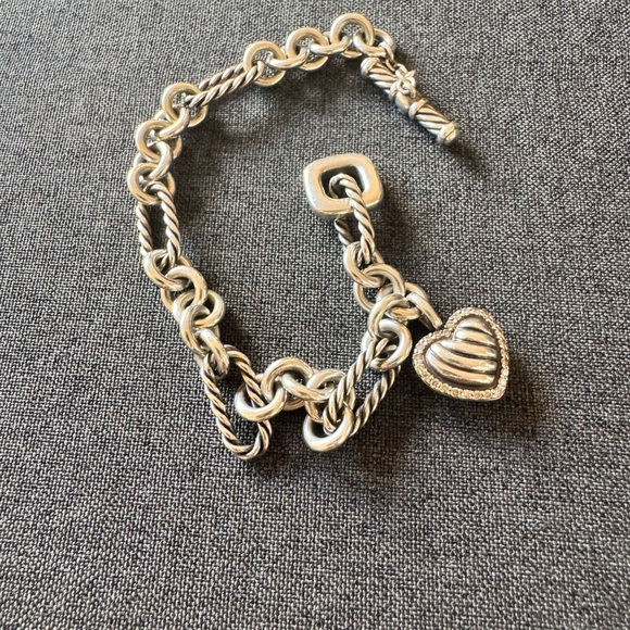 David Yurman Diamond Studded Heart Charm Sterling Silver Bracelet - Picture 10 of 10